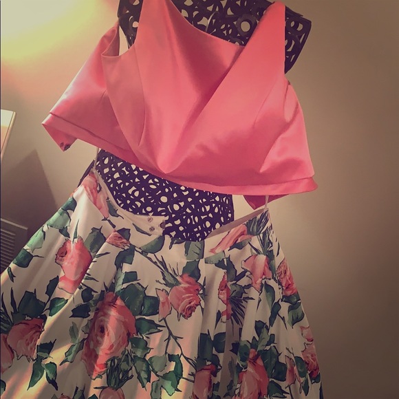 Sherri Hill spring collection - Picture 1 of 4